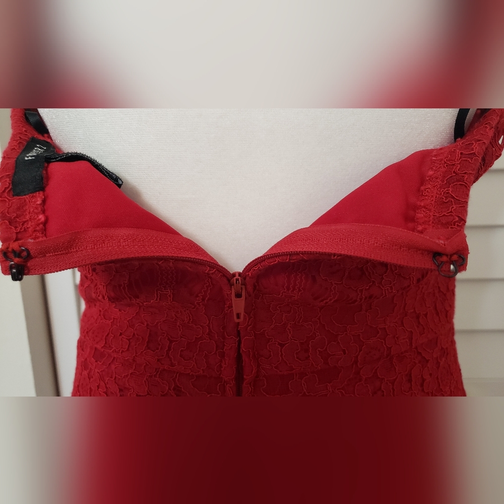 H&M Stapless Red Lace Sexy Dress Size L - Picture 5 of 12